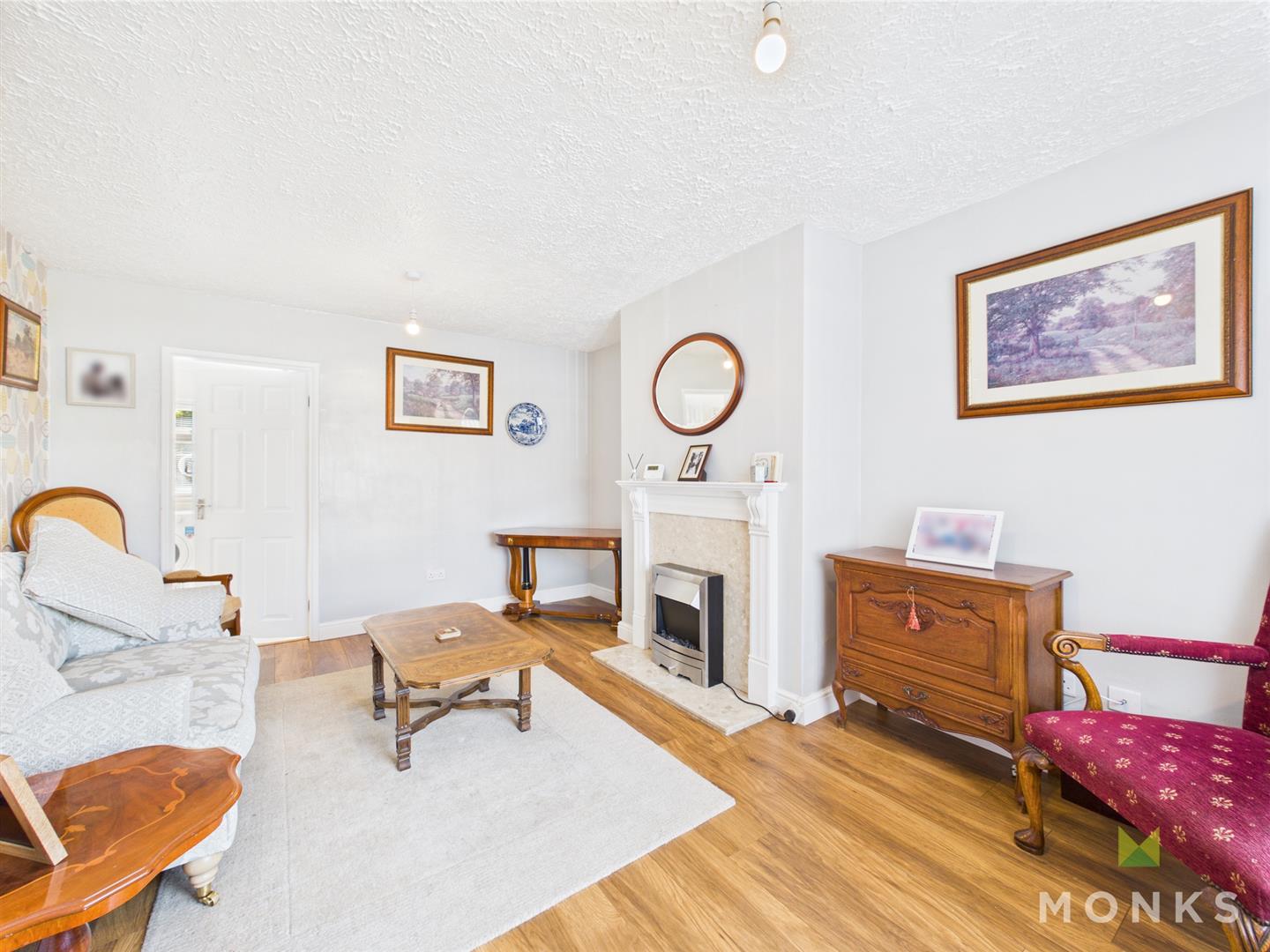 5 Prince Charles Road, Oswestry, SY11 2LU For Sale